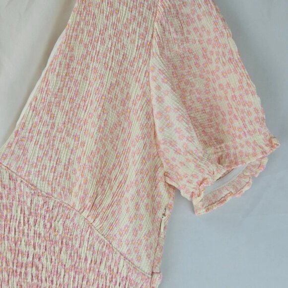 Zara Pink Ditsy Floral Smocked V-Neck Mini Dress Size Large - Picture 3 of 15